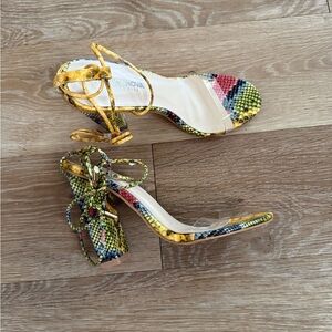 Fashion Nova Yellow Artistic Heels